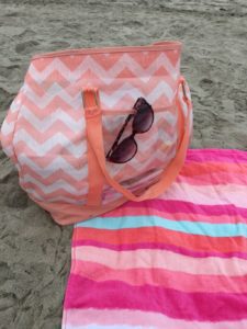 Beach Bag Essentials10