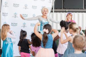 sip shop brunch - elsa and anna