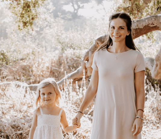 As Strong As The Mother Next To Me Spotlight: Lauren Earnest