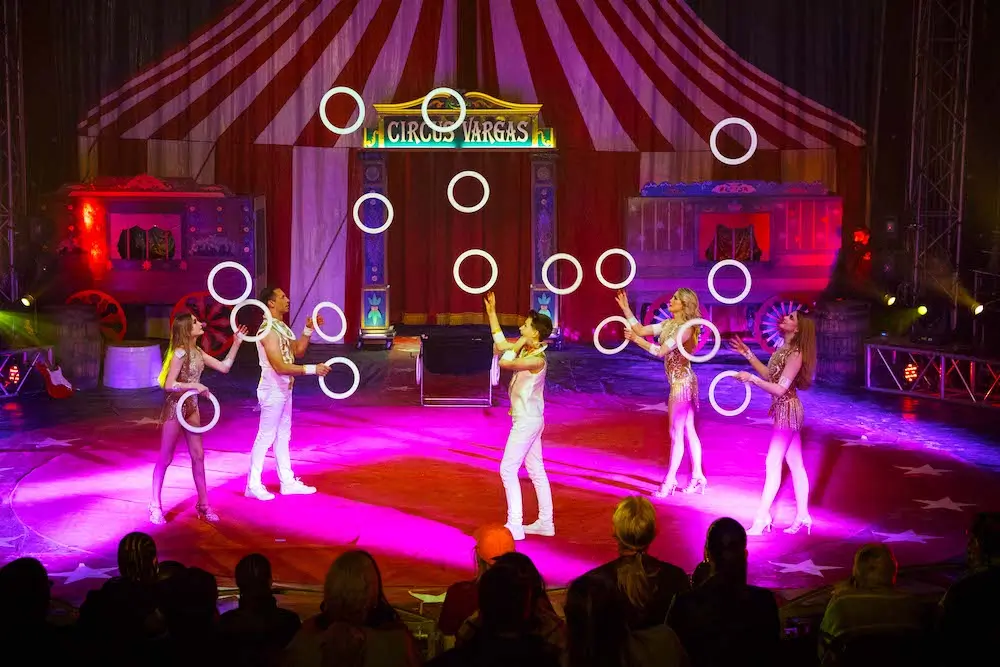 valentines day circus