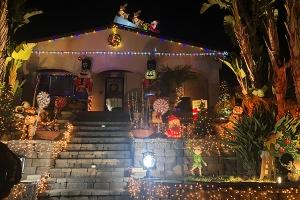 christmas lights on house